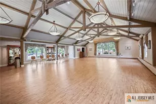 409 Oxford Ln, Monroe Township, NJ 08831 - Photo 18