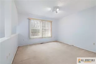 28 Daniel Webster Ave, Monroe Township, NJ 08831 - Photo 24