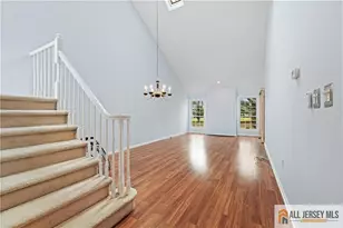 28 Daniel Webster Ave, Monroe Township, NJ 08831 - Photo 16