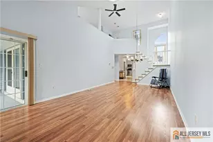 28 Daniel Webster Ave, Monroe Township, NJ 08831 - Photo 16