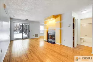 49 Tanglewood Ct, South Brunswick Township, NJ 08852 - Photo 2