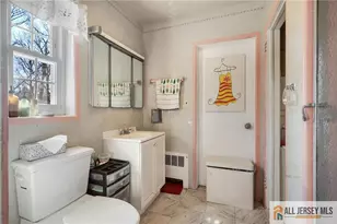 377 New Dover Rd, Colonia, NJ 07067 - Photo 14