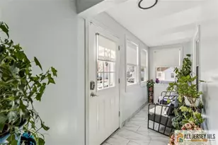 33 Safran Ave, Edison, NJ 08837 - Photo 10