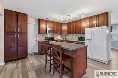 6 Hunterdon Avenue, Monroe Township, NJ 08831 - Photo 8