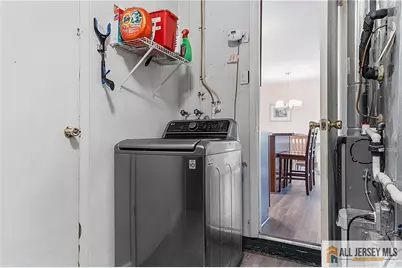 6 Hunterdon Avenue, Monroe Township, NJ 08831 - Photo 22