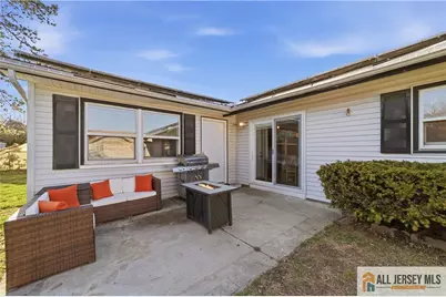 6 Hunterdon Avenue, Monroe Township, NJ 08831 - Photo 24