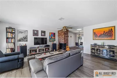 21 Celtis Plaza #21B, Monroe Township, NJ 08831 - Photo 4