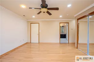 11 Hampton Rd, Monroe Township, NJ 08831 - Photo 18