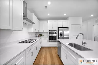 3 Wembley Court, Monroe Township, NJ 08831 - Photo 10