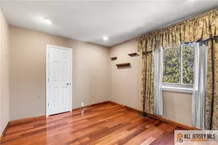 14 Snowbell Ct, East Brunswick Township, NJ 08816 - Photo 26