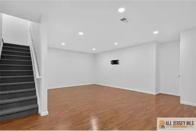 20 Andrews Way, Piscataway Township, NJ 08854 - Photo 18