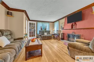 38 Simpson Ave, Edison, NJ 08817 - Photo 12