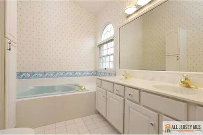 86 Leeds Lane, Monroe Township, NJ 08831 - Photo 12