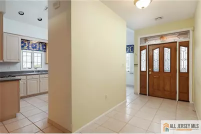 86 Leeds Lane, Monroe Township, NJ 08831 - Photo 2