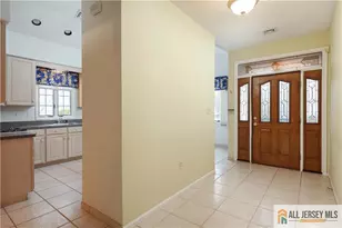 86 Leeds Ln, Monroe Township, NJ 08831 - Photo 2