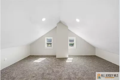 101 S Greasheimer Street, Manville, NJ 08835 - Photo 8
