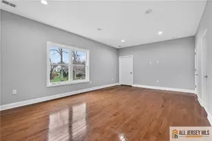 19 Utica Rd, Edison, NJ 08820 - Photo 18