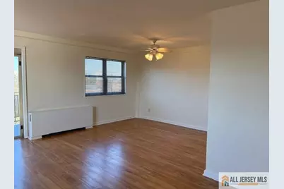 123 S Adelaide Avenue #4J, Highland Park, NJ 08904 - Photo 6