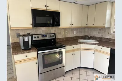 27 Benjamin Franklin Drive #C, Monroe Township, NJ 08831 - Photo 6