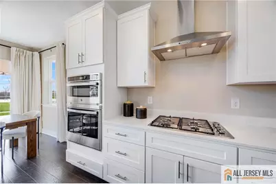 1 Galerie Court, Monroe Township, NJ 08831 - Photo 12