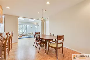 6 Waller Ct, South Brunswick Township, NJ 08824 - Photo 4