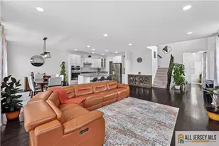10 Woodrose Ln, Monroe Township, NJ 08831 - Photo 4