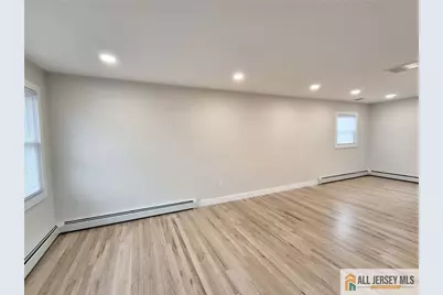 397 Lake Avenue, Colonia, NJ 07067 - Photo 14