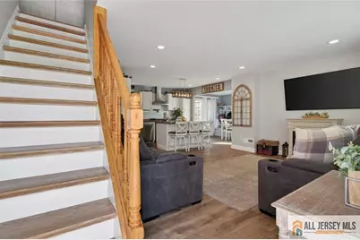 78 Johnson Street, Fords, NJ 08863 - Photo 4