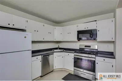 69 Amberly Court #165, , NJ 08823 - Photo 10