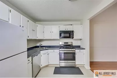 69 Amberly Court #165, , NJ 08823 - Photo 10