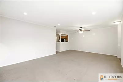 151 Wyndham Place, Robbinsville, NJ 08691 - Photo 6