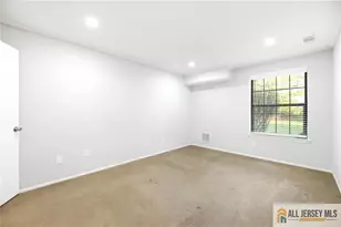 151 Wyndham Pl, Robbinsville, NJ 08691 - Photo 12