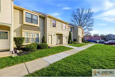 151 Wyndham Place, Robbinsville, NJ 08691 - Photo 2