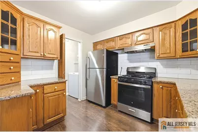 151 Wyndham Place, Robbinsville, NJ 08691 - Photo 8