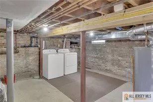 81 E Lincoln Ave, Monroe Township, NJ 08831 - Photo 18