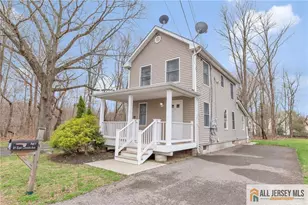 81 E Lincoln Ave, Monroe Township, NJ 08831 - Photo 2