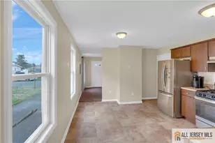 81 E Lincoln Ave, Monroe Township, NJ 08831 - Photo 14