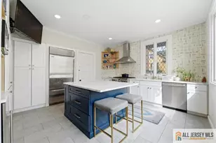 56 Oak Ave, Metuchen, NJ 08840 - Photo 6