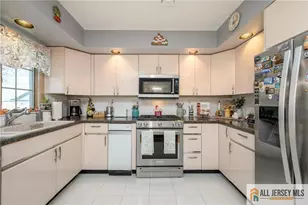 124 Inwood Ave, Colonia, NJ 07067 - Photo 10
