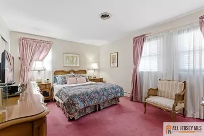 94 Calvert Avenue, Edison, NJ 08820 - Photo 34
