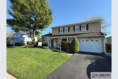 94 Calvert Avenue, Edison, NJ 08820 - Photo 2