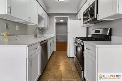 38 Anderson Court, East Brunswick Township, NJ 08816 - Photo 8