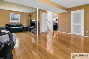 372 W Point Ave, Franklin Township, NJ 08873 - Photo 28