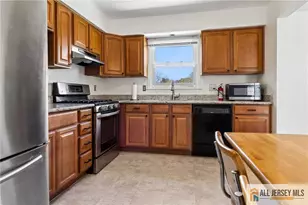 372 W Point Ave, Franklin Township, NJ 08873 - Photo 10