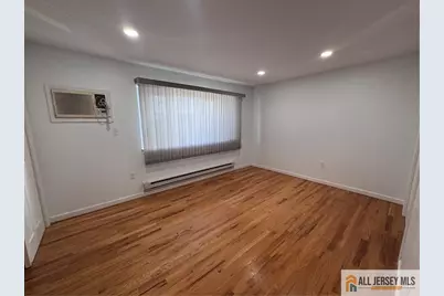 33 Mercer Street, Carteret, NJ 07008 - Photo 20