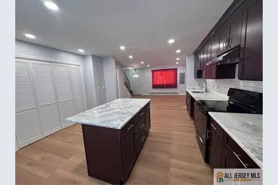 33 Mercer Street, Carteret, NJ 07008 - Photo 10