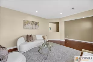 107 Finnegans Ln, South Brunswick Township, NJ 08824 - Photo 4
