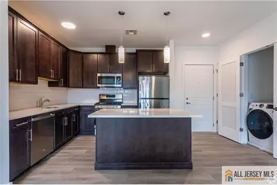 1025 Raritan Road, Clark Township, NJ 07066 - Photo 12