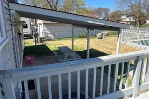 206 Oak Manor Pkwy, South Plainfield, NJ 07080 - Photo 4