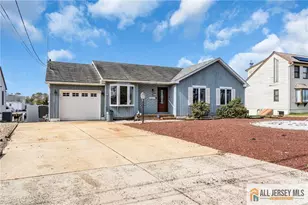 11 Parkers Point Blvd, Lacey, NJ 08731 - Photo 8
